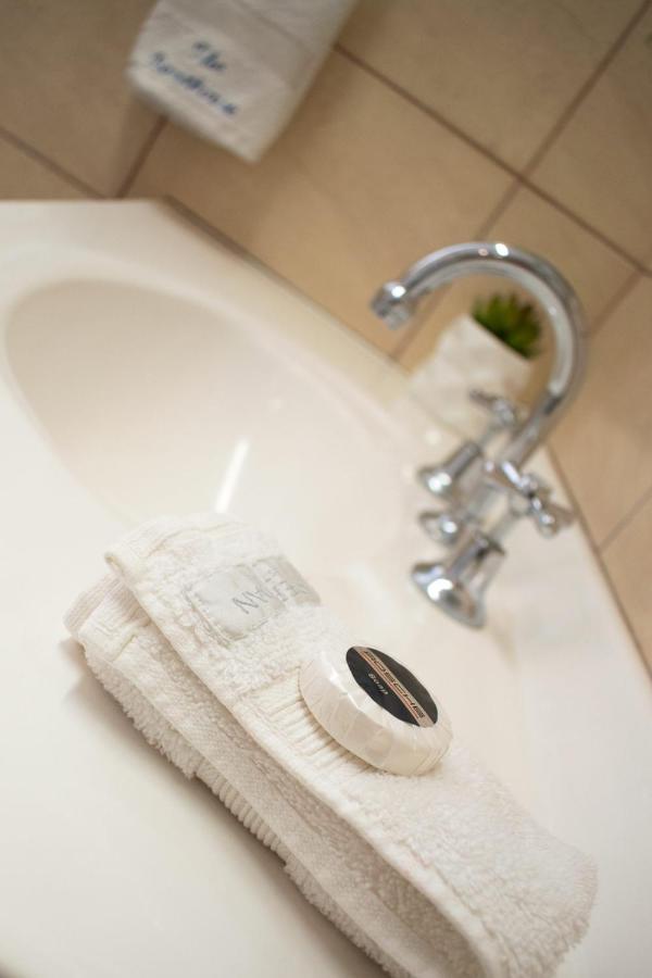 Boathouse Bunbury Bed & Breakfast Екстериор снимка