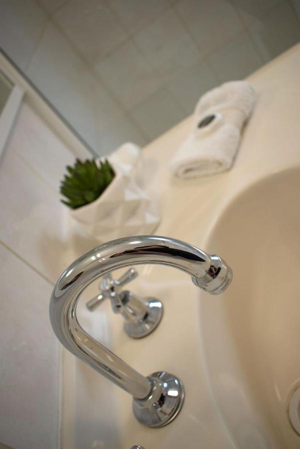 Boathouse Bunbury Bed & Breakfast Екстериор снимка