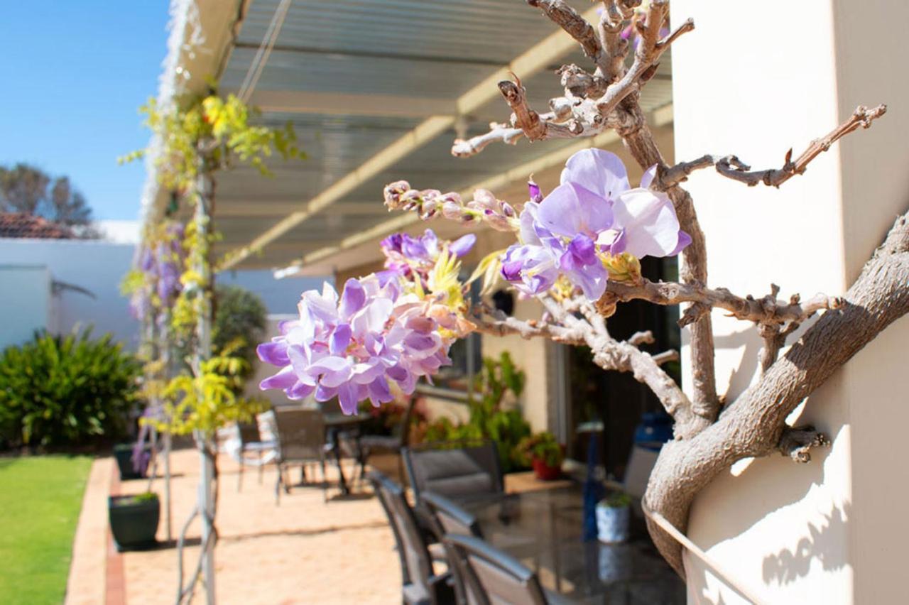 Boathouse Bunbury Bed & Breakfast Екстериор снимка